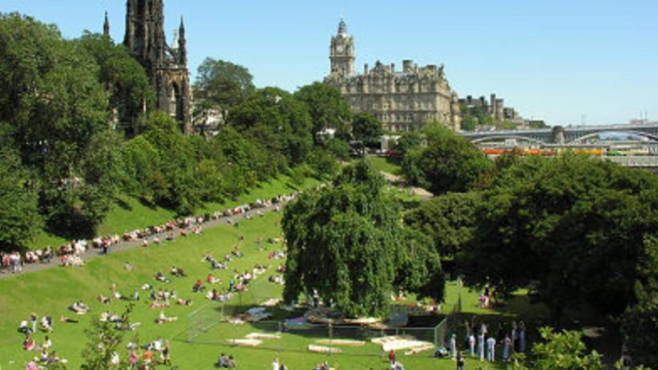 Apartamento The Bonnie Bide Awa' Edimburgo Exterior foto